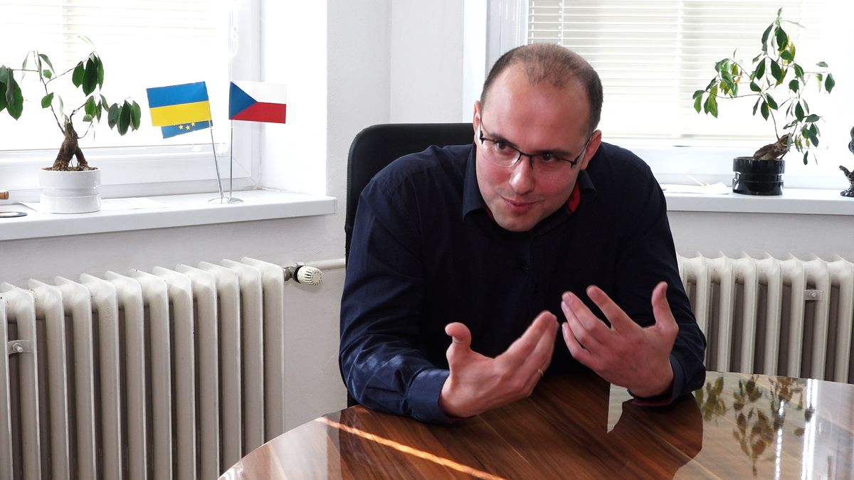 Rodák z Kyjeva: Ukrajinci neprchají před válkou proto, aby sem šli na pracák